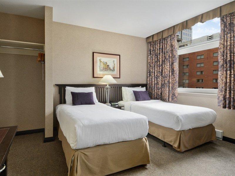 Ramada Limited Downtown Vancouver Exterior photo